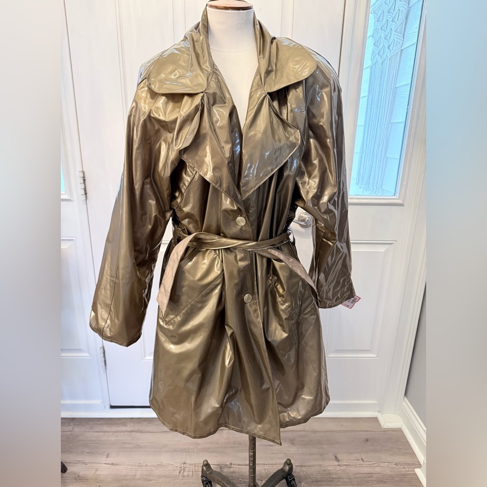 Vintage Gold metallic wippette rain coat size large - Picture 1 of 5